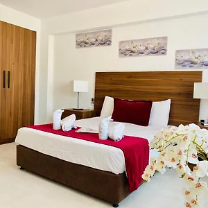 https://eleonora.hotelsatayianapa.com