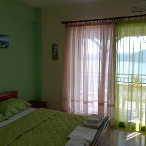 https://33-pyrgadikia-paradise.hotelschalkidiki.net