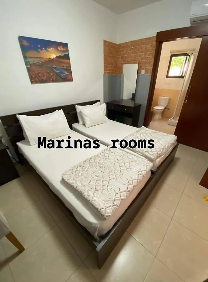 Marina'S Rooms Xrisopolitissa Larnaca Homestay