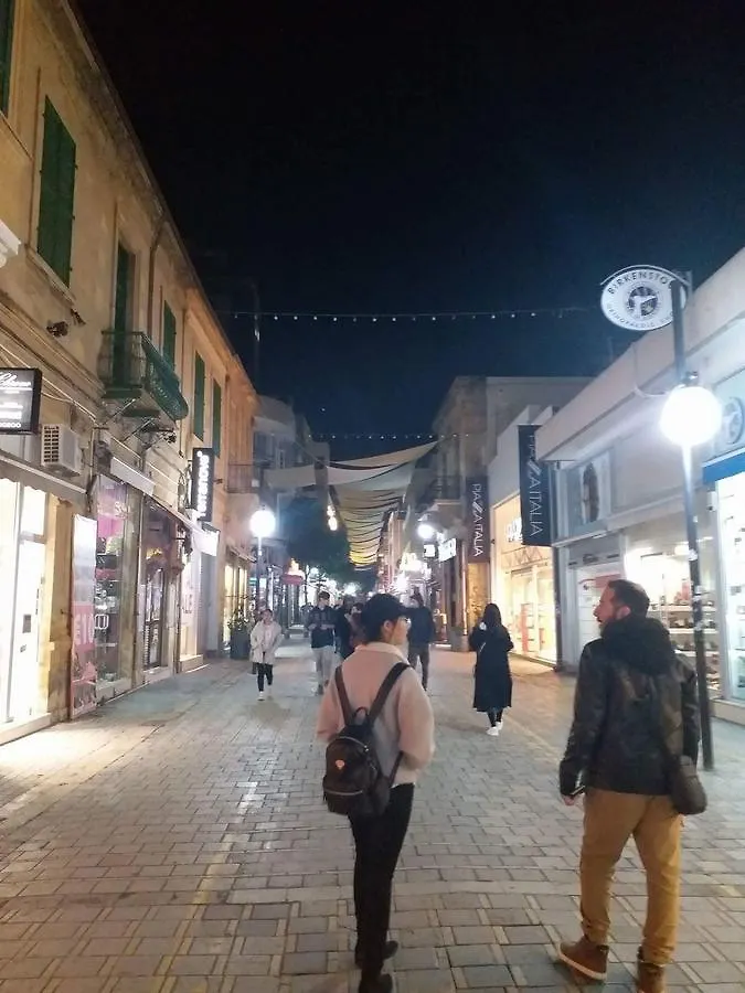 Marina'S Rooms Xrisopolitissa Larnaca Cyprus